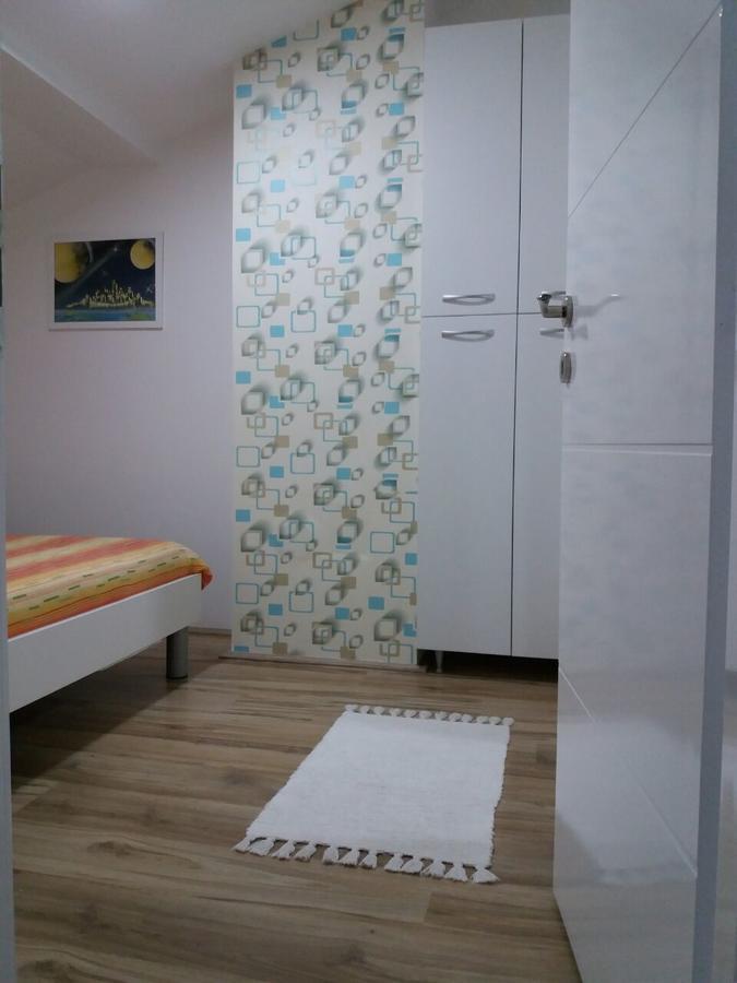 Stan Na Dan Apartment Nis Exterior photo